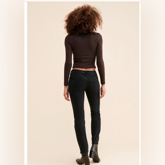 WE THE FREE people Evie Low-Rise Slim Straight Jeans - Picture 6 of 8